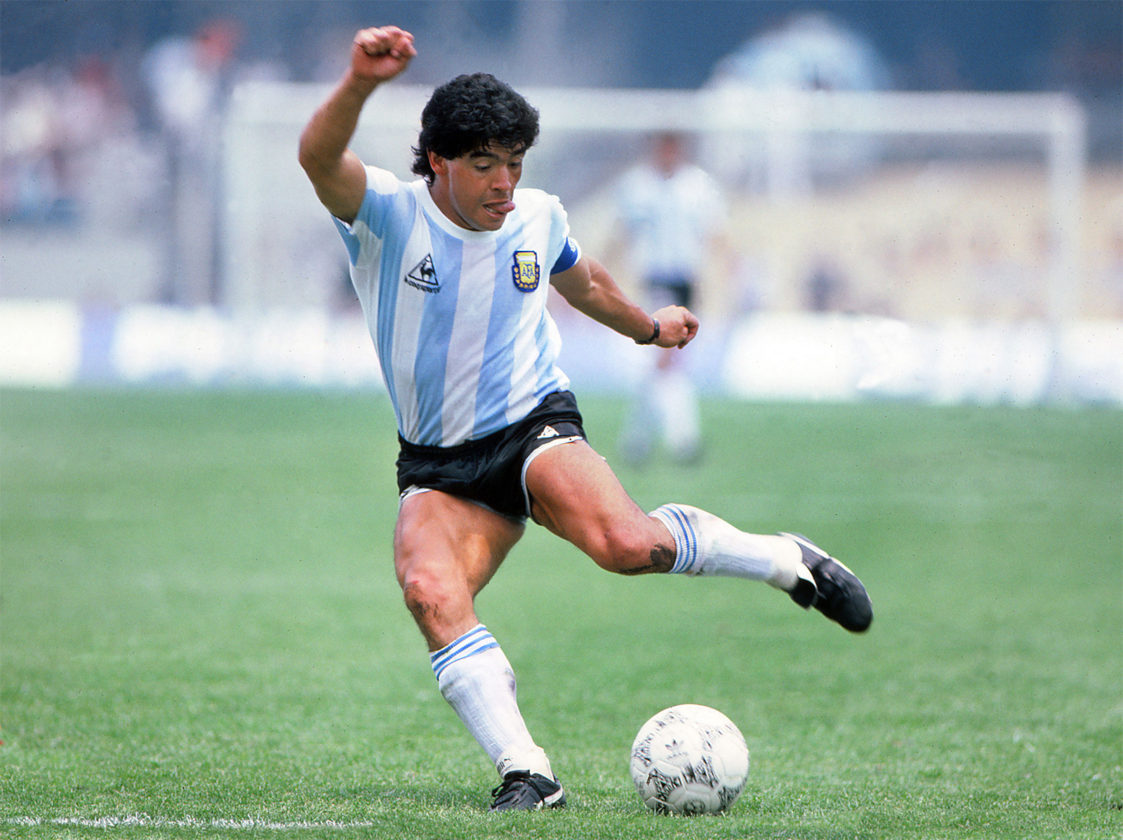 fallece-diego-armando-maradona-por-paro-respiratorio