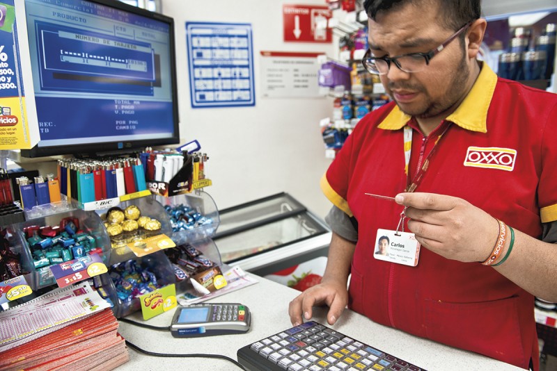 diputado-pide-que-cajeros-de-tiendas-de-autoservicio-ganen-14-mil-pesos