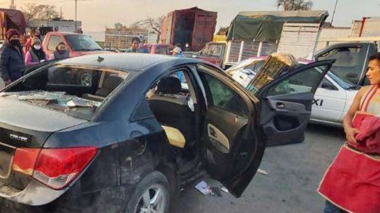 asi-fue-la-golpiza-de-comerciantes-a-delincuentes-en-central-de-abastos-toluca