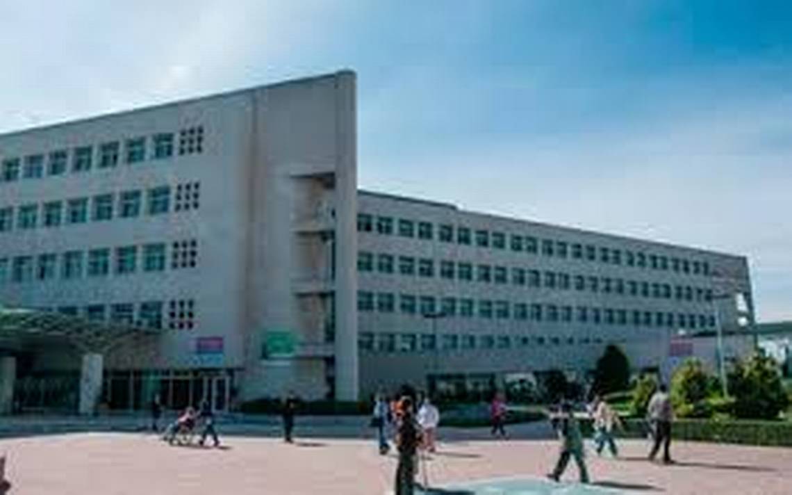 edomex-director-de-hospital-deja-su-cargo-temporalmente-por-investigacion-por-vacunar-a-su-familia-160494