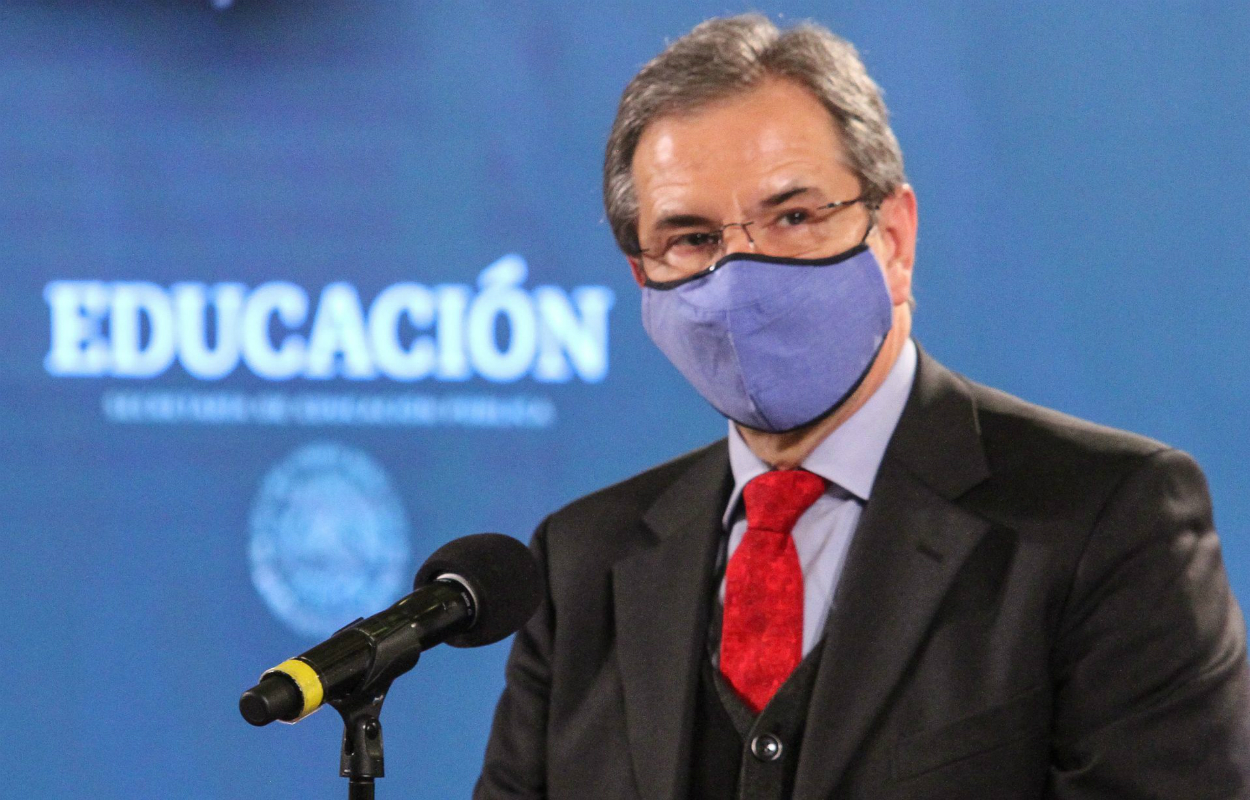 esteban-moctezuema-barragan-embajador