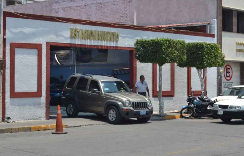 nueva-forma-de-robo-de-vehiculo-en-estacionamientos-de-toluca