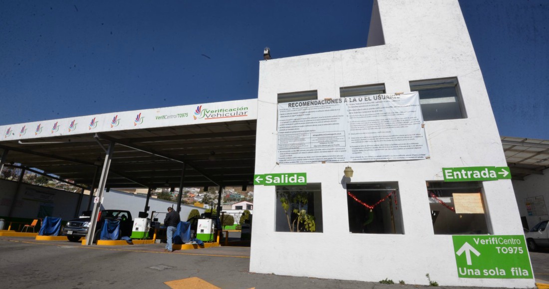 ¿Qué vehículos pueden circular con la suspensión de verificación en Edomex?