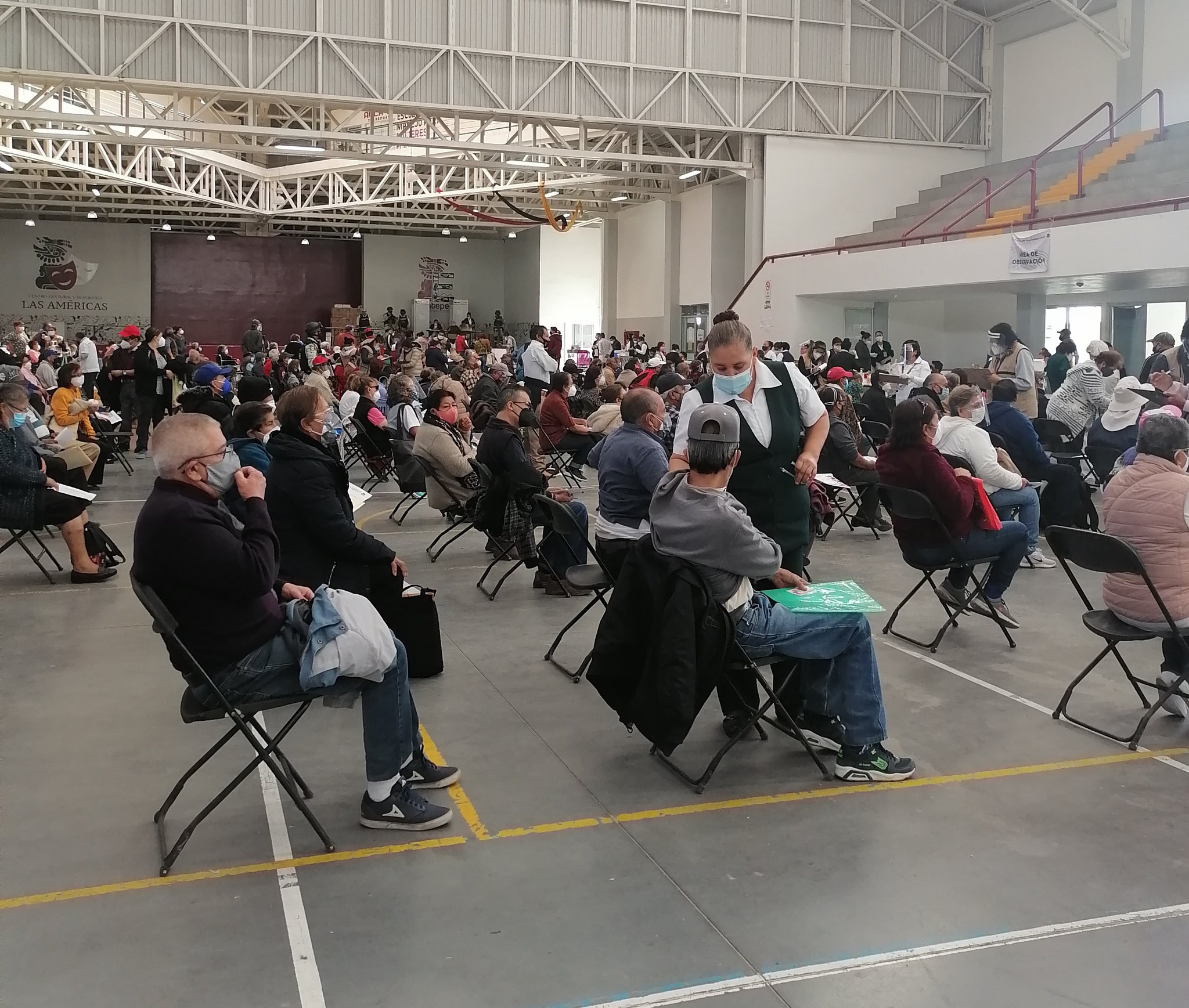 Inicia vacunación contra COVID-19 en Ecatepec