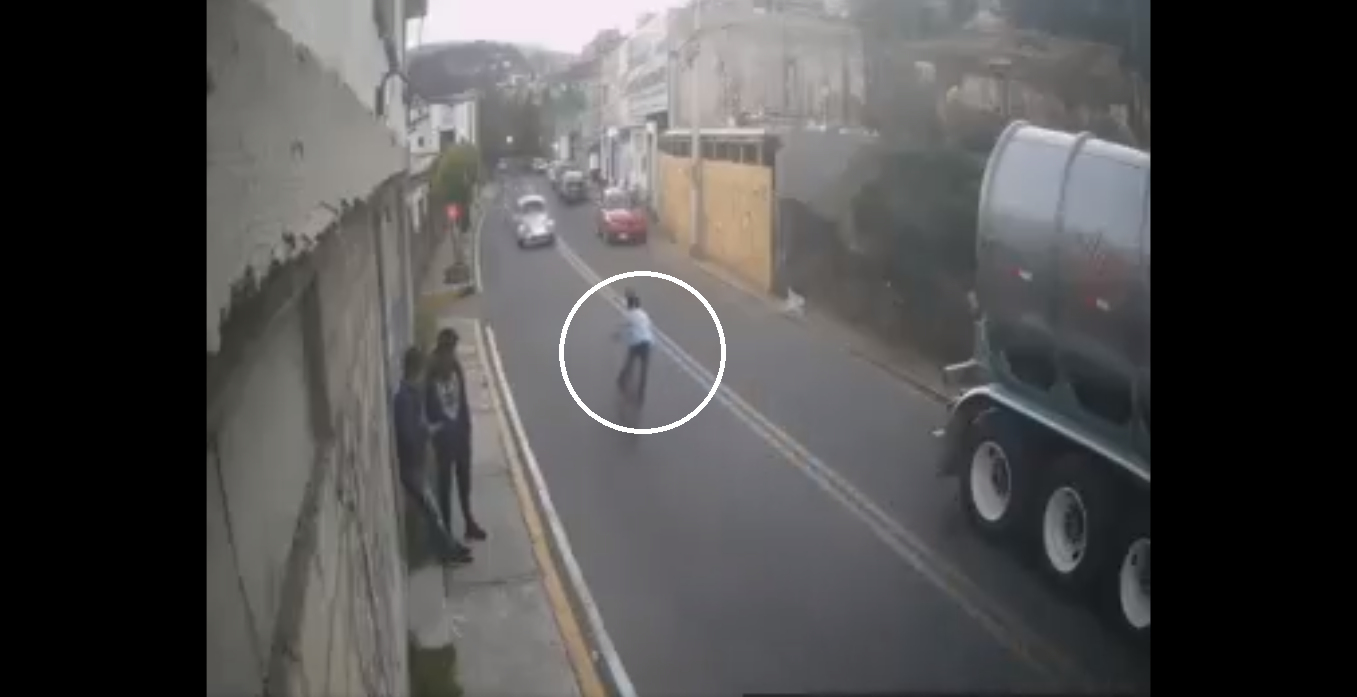 Video ll Atropellan a menor de edad en CDMX