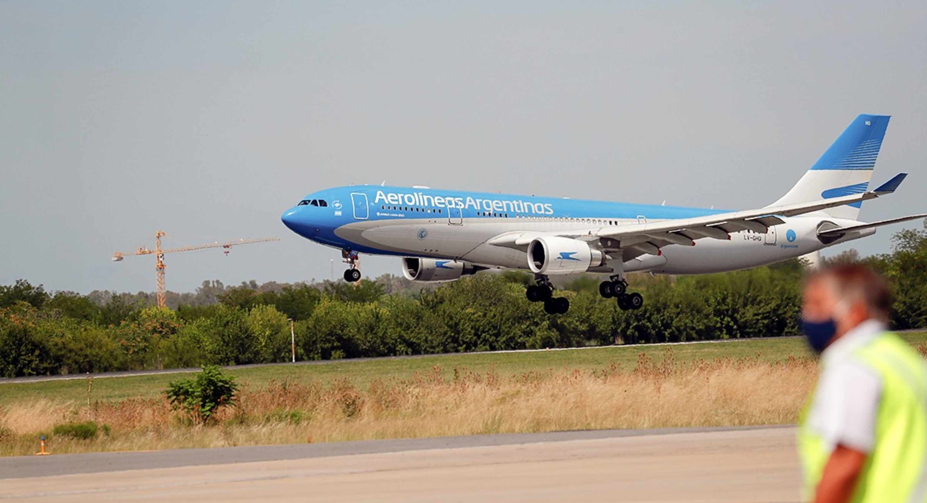 Argentina deja de recibir vuelos provenientes de Chile, México y Brasil