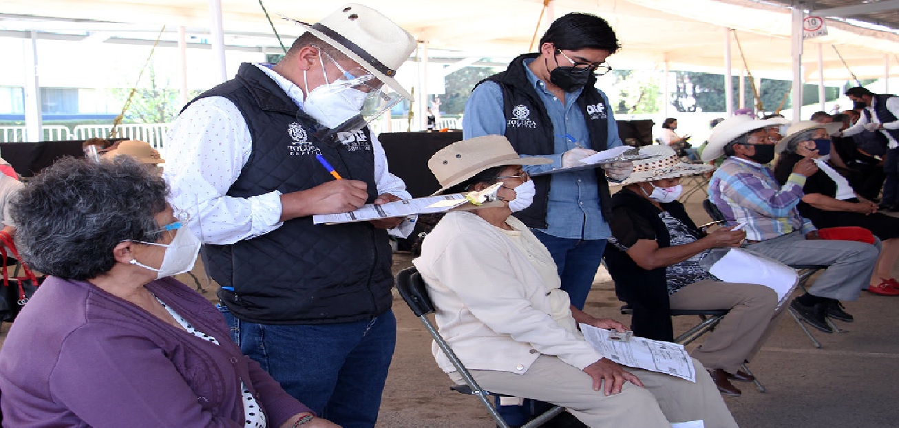 Toluca ha colocado 90 mil vacunas contra covid a la población adulta