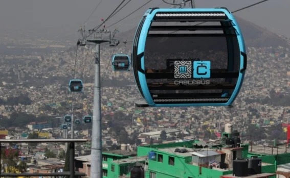 cablebus cdmx Es un día histórico porque estrenamos un nuevo sistema de transporte colectivo. Es un sistema de transporte que tiene un contenido social muy alto, es un programa social, es un transporte social. Porque al tener un mejor transporte en estas zonas disminuimos desigualdades