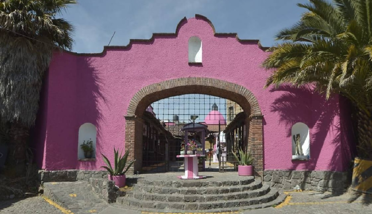 El pasado 8 de marzo se llevó a cabo la inauguración de “La Casa Rosa” en el municipio de Metepec en el Estado de México