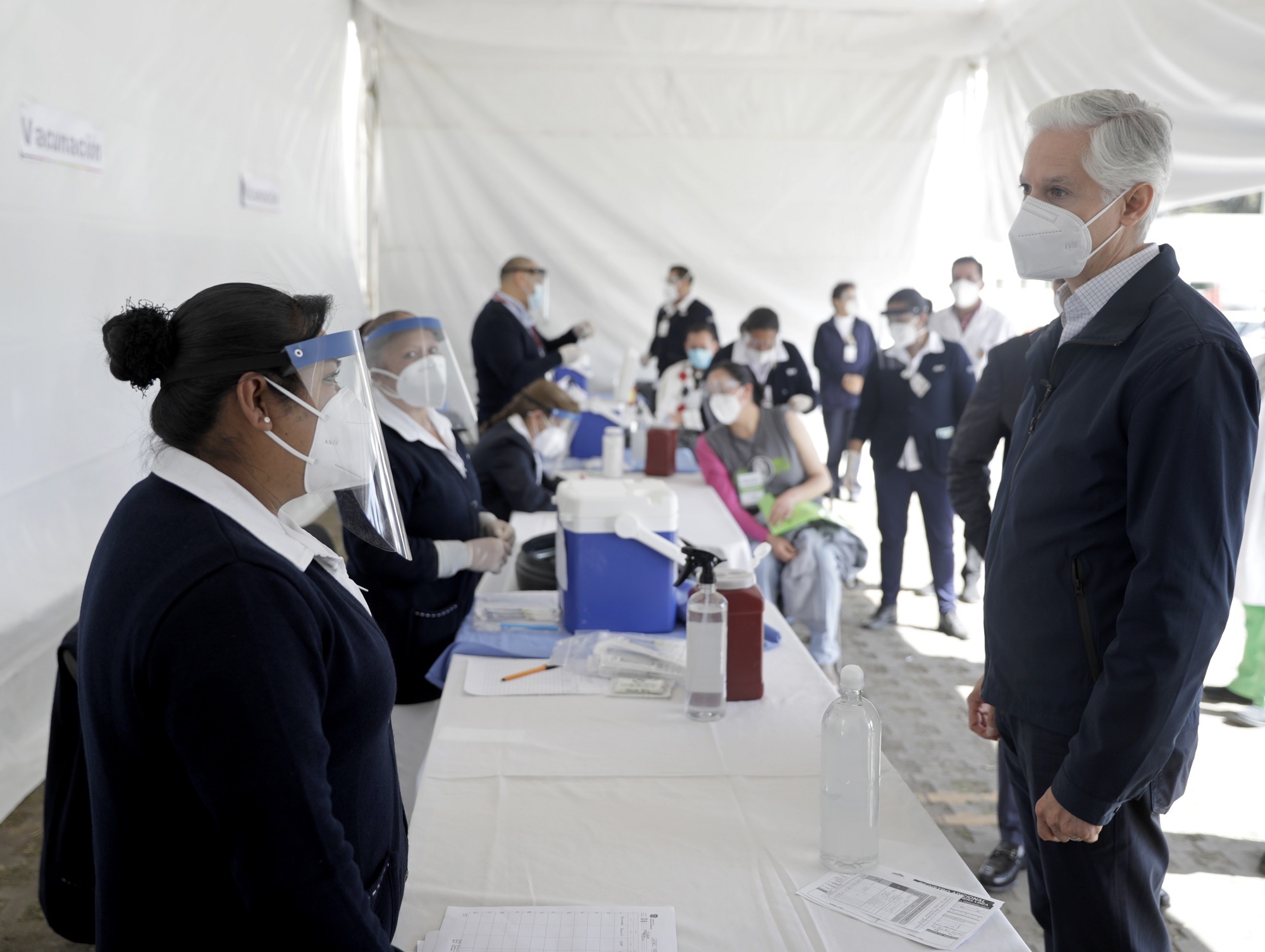 De acuerdo a un comunicado oficial del gobierno del Estado de México (Edomex) la jornada de vacunación para el personal de salud de primer nivel de atención dentro de la entidad mexiquense