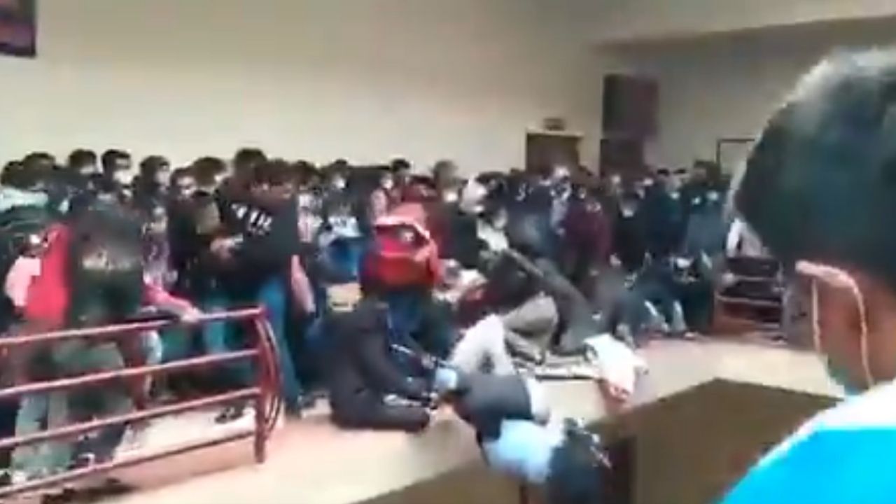 estudiantes-se-caen-de-un-cuarto-piso-tras-romperse-el-barandal