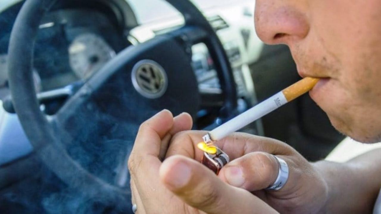 Morena propone Reforma a la Ley General para el Control del Tabaco para que los coches sean considerados como espacios 100 por ciento libres del humo de tabaco, habrá multas de hasta 14 mil pesos por fumar en el coche.