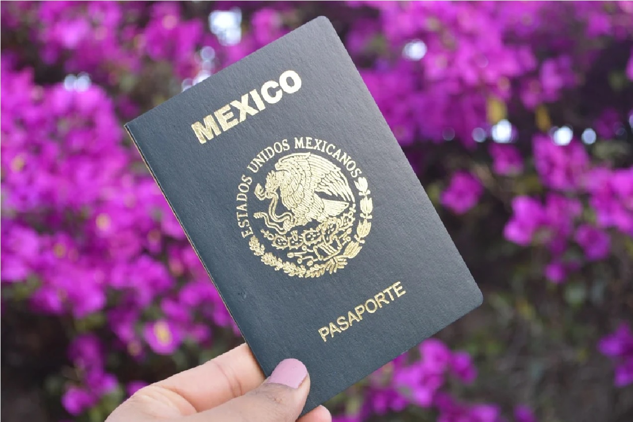 para poder tramitar tu pasaporte en méxico este 2021 debes agendar una cita en linea, pagar tu documento y posteriormente esperar a tu cita, te decimos costos y requisitos para este trámite