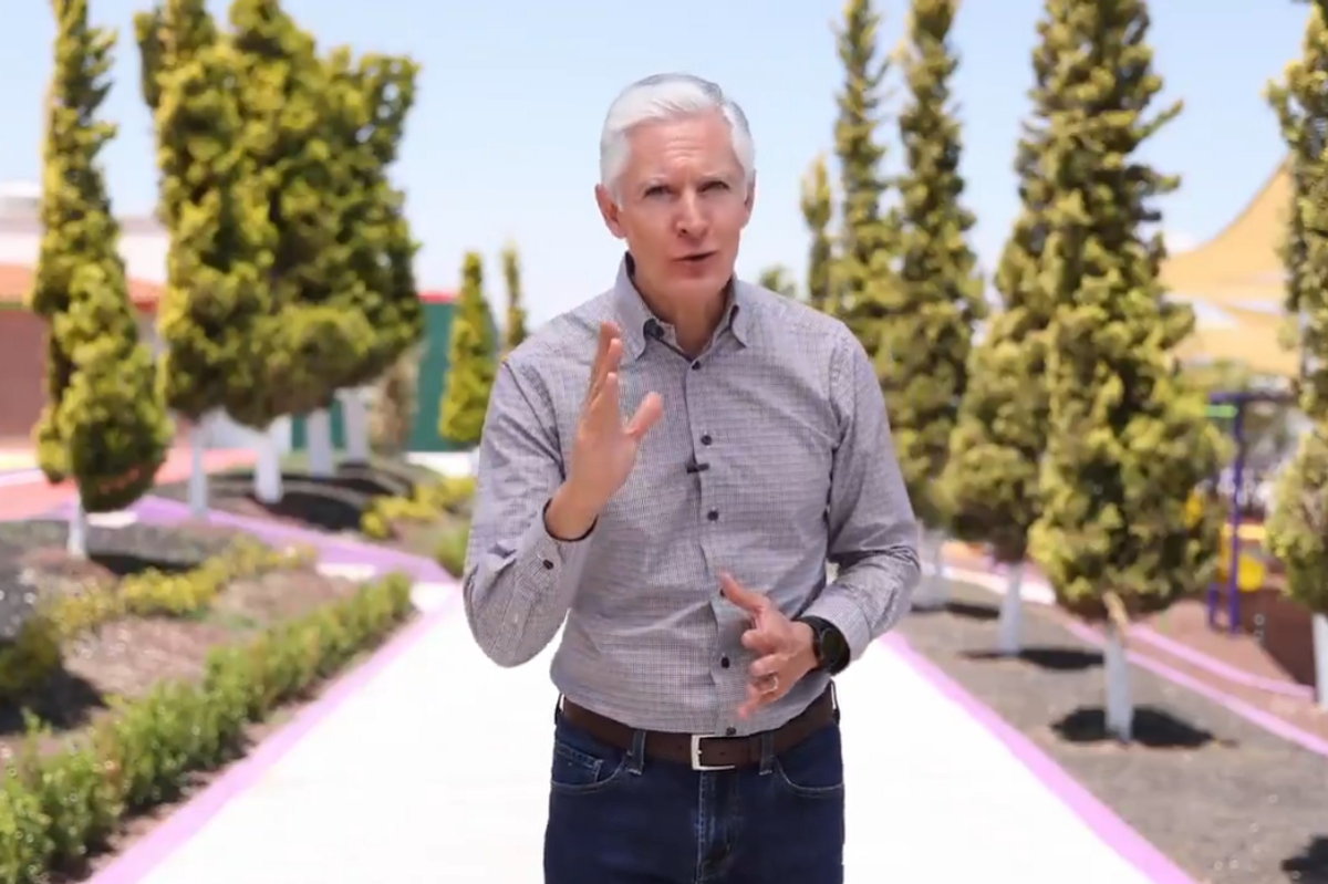 Alfredo del Mazo anuncia dos semanas mas en semáforo naranja