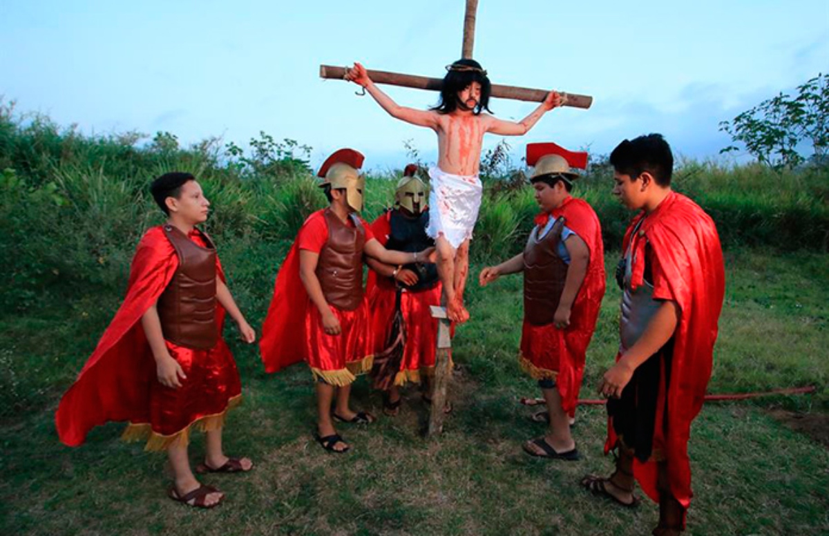 Representación infantil en tabasco de la pasión de cristo