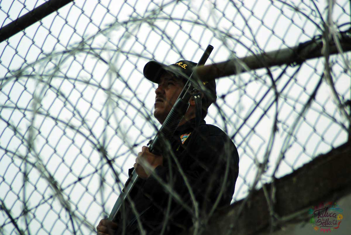 La Secretaria de Seguridad del EdoMéx buscan custodios para integrarse a su equipo