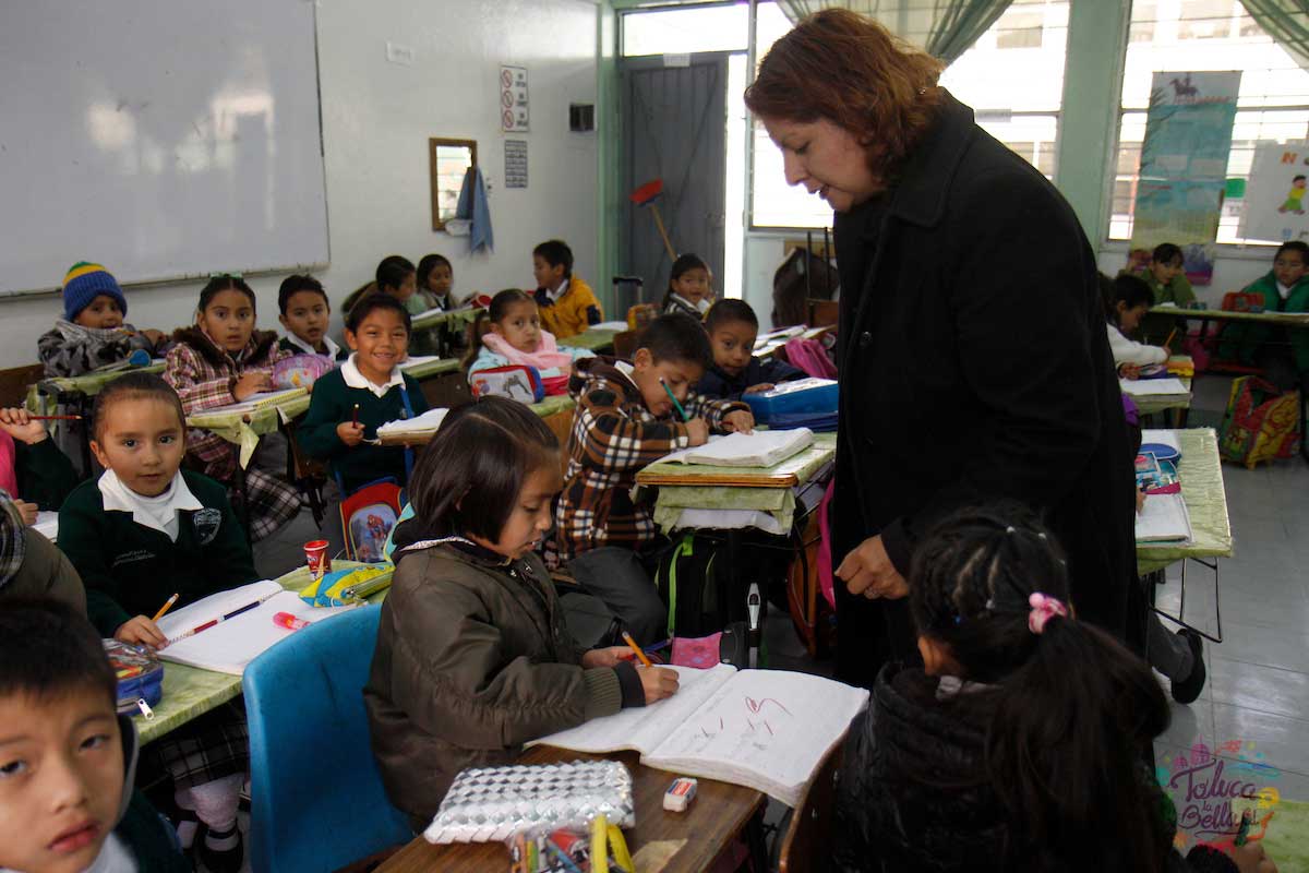 El día del maestro 2021 no tendrá suspensión de labores debido a que será sábado