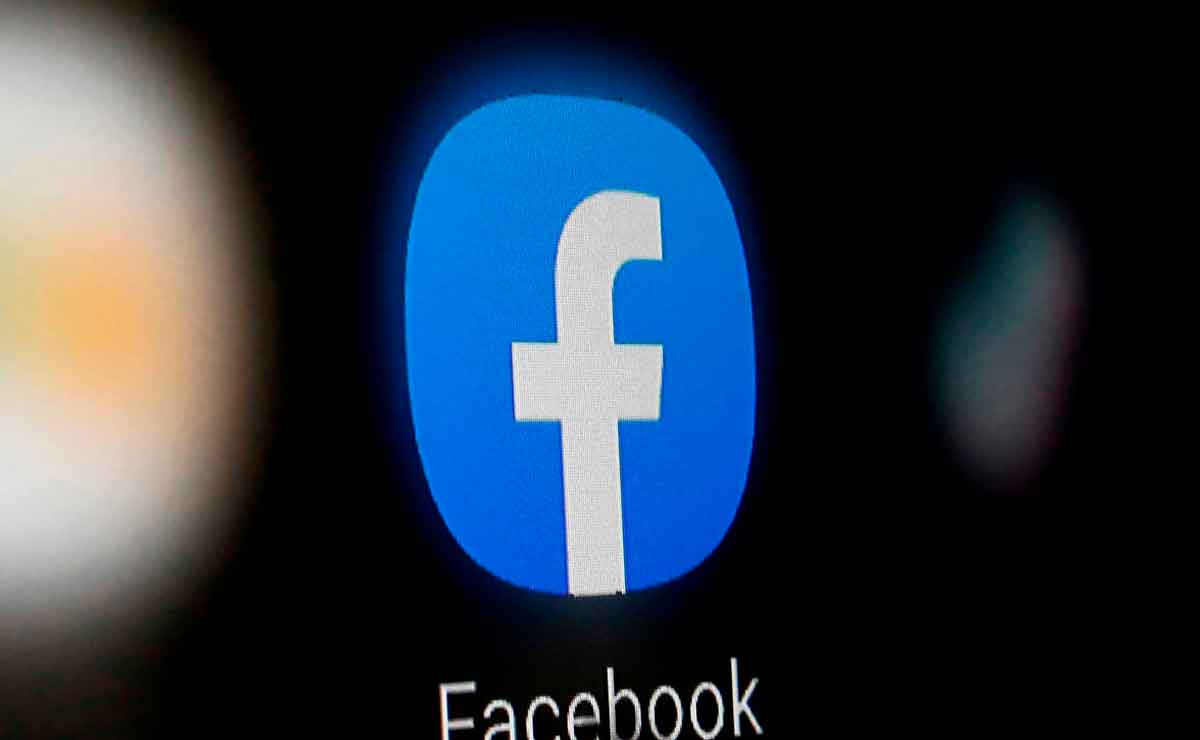 Como evitar que difundan tus fotos privadas en Facebook.