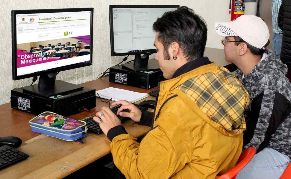 La SEP dio a conocer los cursos en línea que pueden tomar los padres de familia tras el regreso a clases