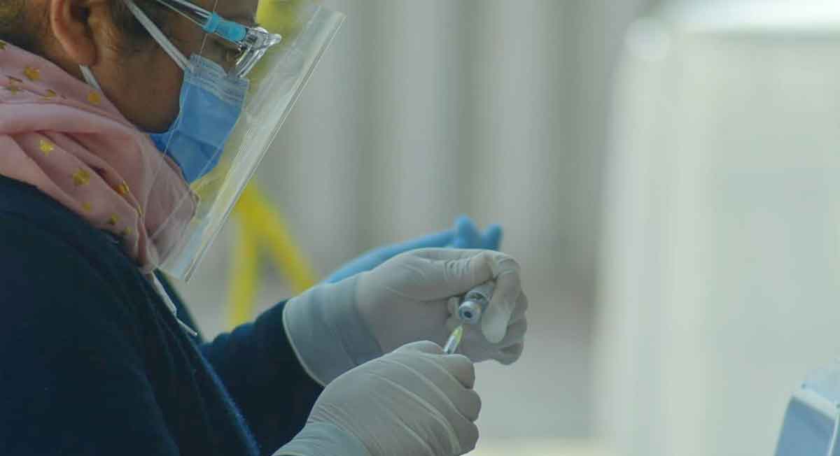 consulta las sedes y fechas para recibir primera dosis de 30 a 39 años