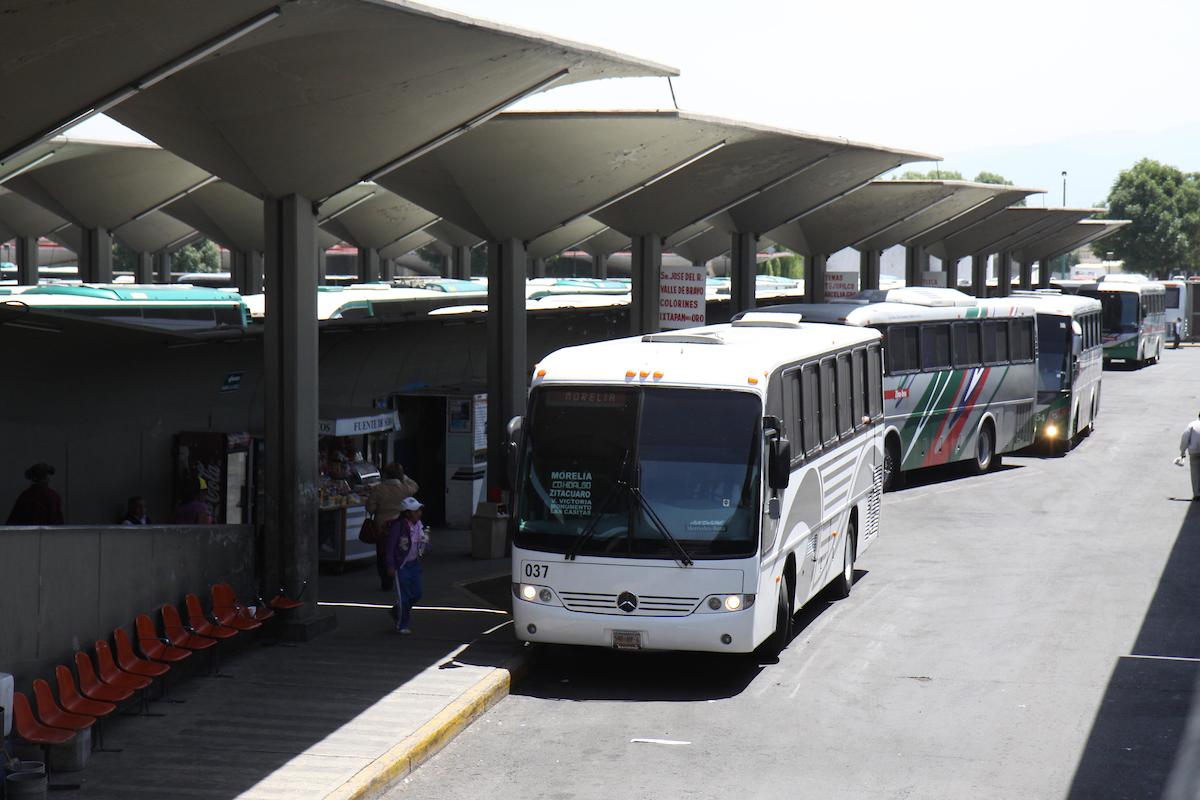 Vacaciones de verano 2021 descuento a estudiantes y maestros