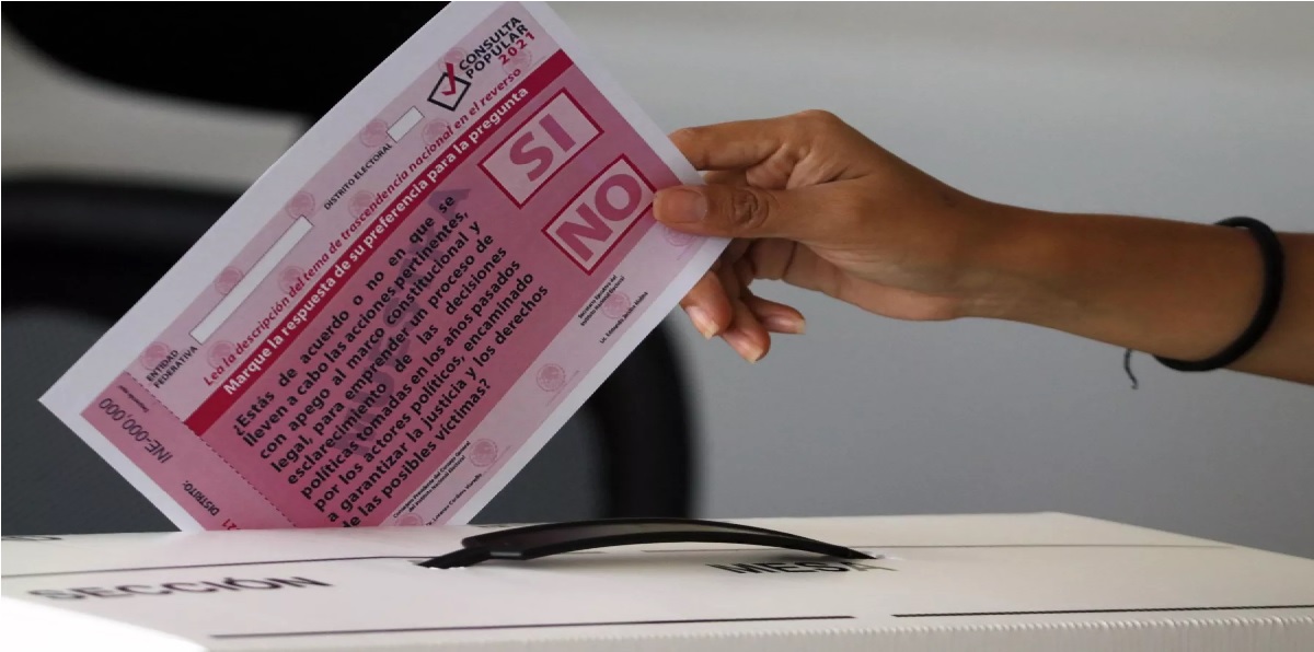 casilla para votar en la consulta popular 2021 en México