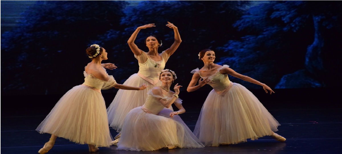 presentacion de ballet de Elisa Carrillo en Danzatlán 2021 en Edomex