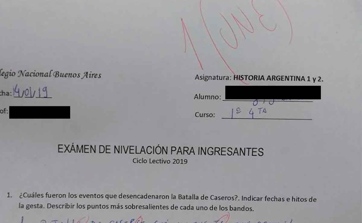 Joven contesta examen con lenguaje inclusivo.