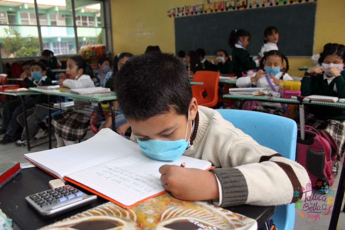 Cambio de escuela a través del PAEB 2021