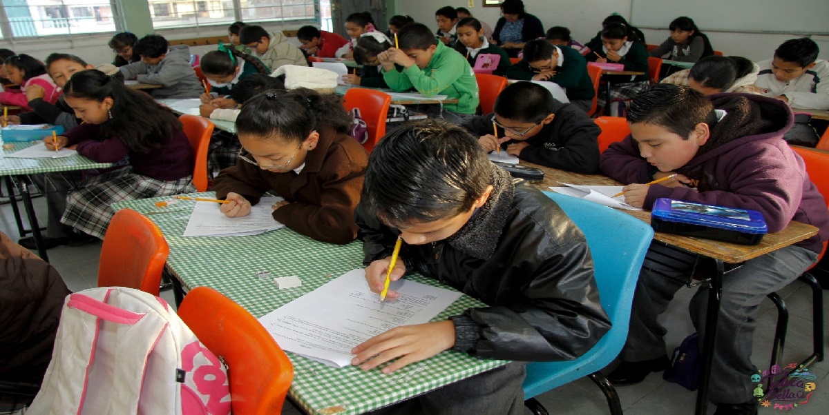 alumnos regreso a clases edomex 2021-2022