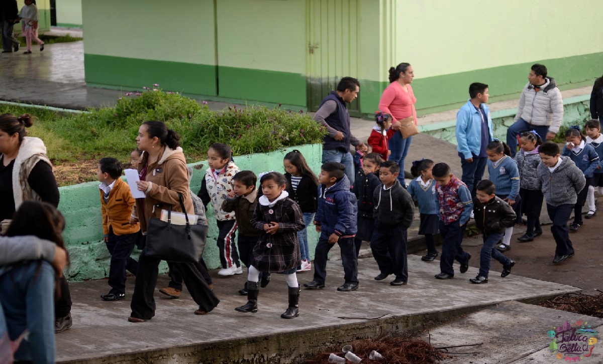 regreso a clases inminente en 2021-2022