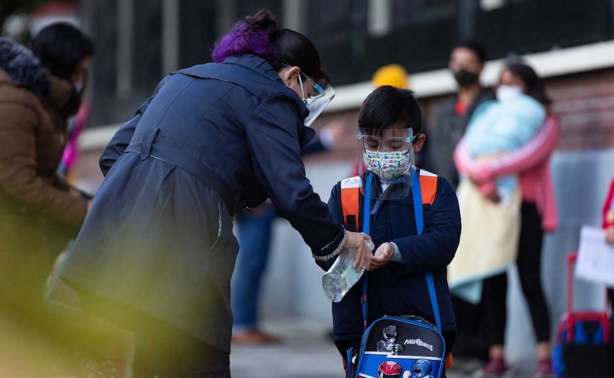 Así puedes obtener 800 pesos en las Becas Benito Juárez 2021 para preescolar, primaria y secundaria