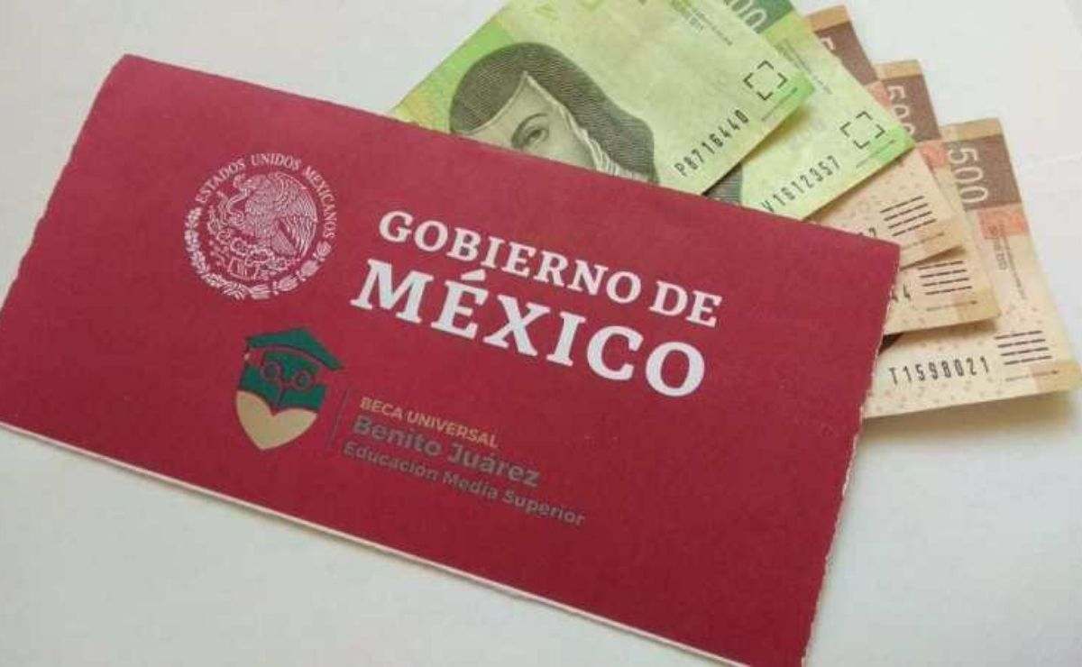 Las Becas Benito Juarez Bienestar Azteca depositan mil 600 pesos bimestrales a alumnos de preescolar primaria y secundaria