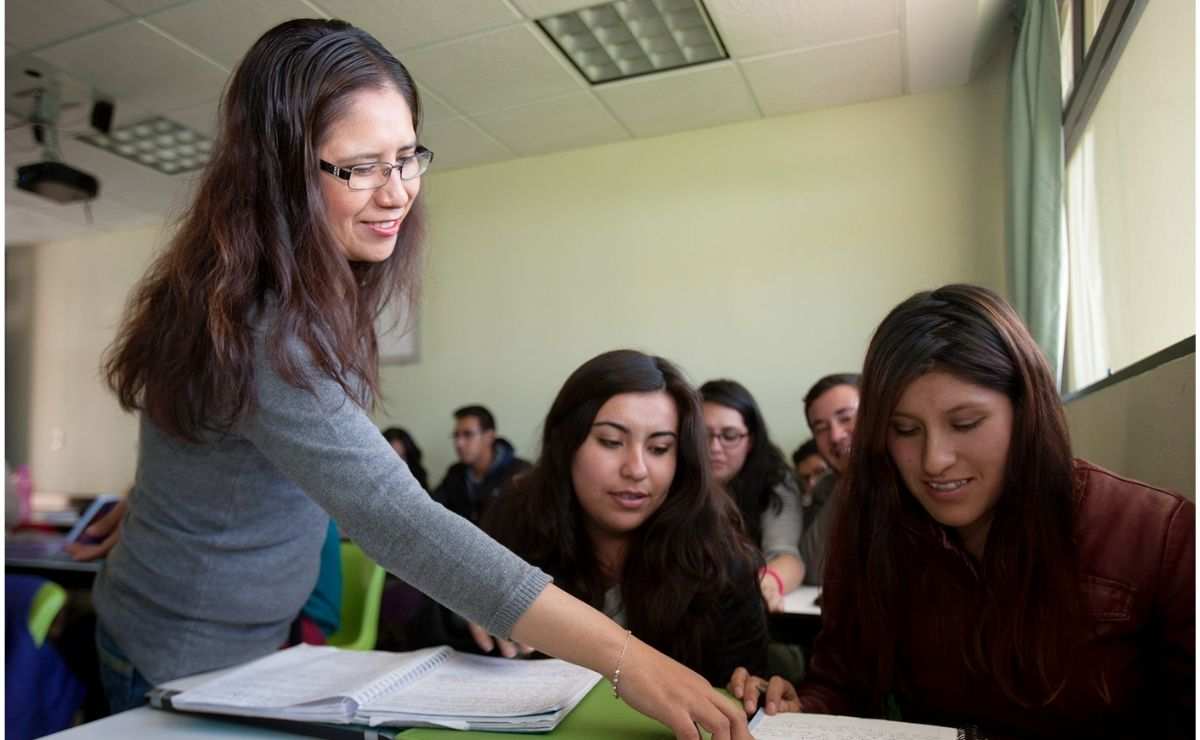 Las Becas Edomex ofrecen 8 mil pesos de apoyo para educación media superior