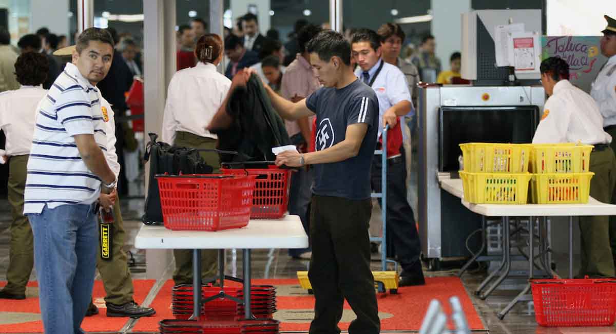 La aerolínea te cobra equipaje de mano, aquí puedes poner una queja