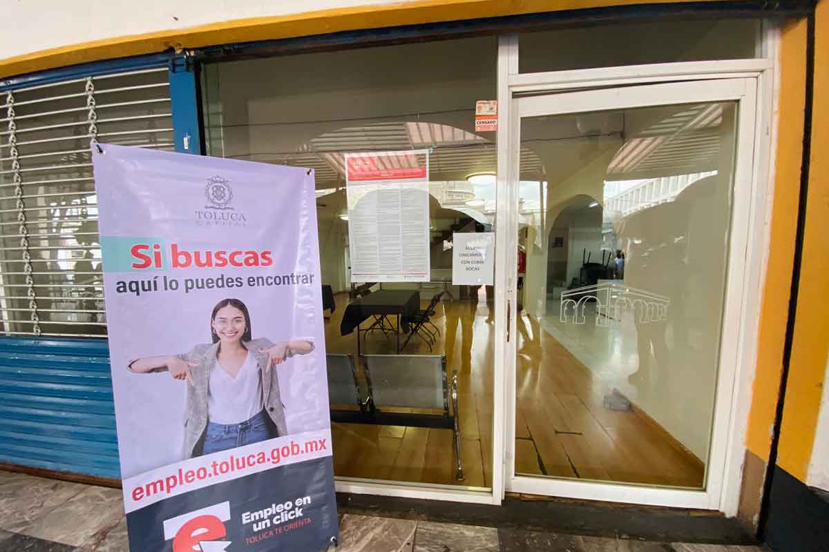 ¡Termina el año con empleo! Acude a las oficinas del Sistema de Empleo Toluca Capital 2021 o ingresa al Portal Digital de Empleo Toluca.