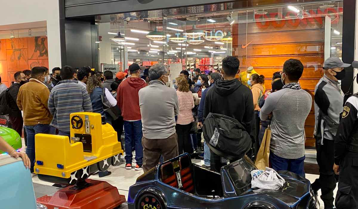 Mexiquenses enloquecen con las ofertas del Buen Fin 2021 