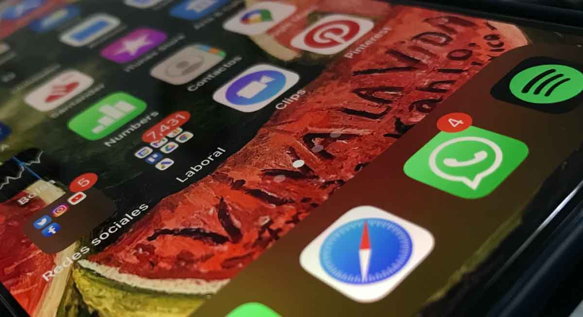 activar notificación de personas en línea en whatsapp web