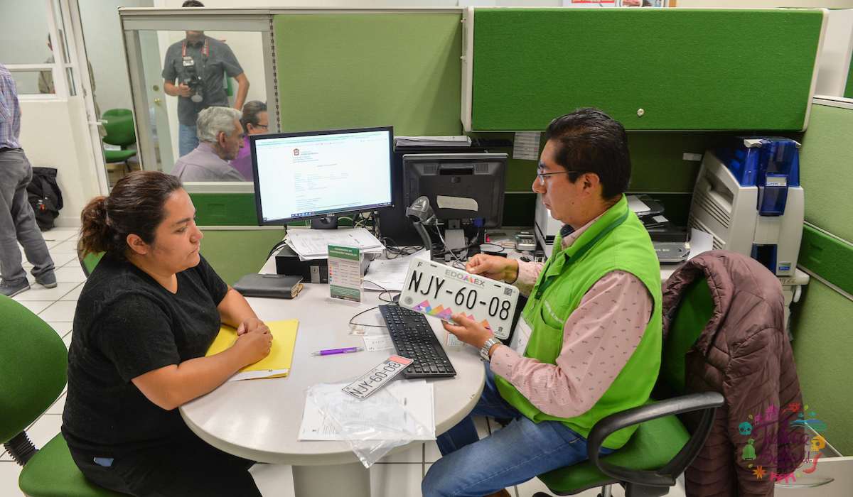 ¿Quiénes deberán reemplacar su auto en el EdoMéx el 2022?