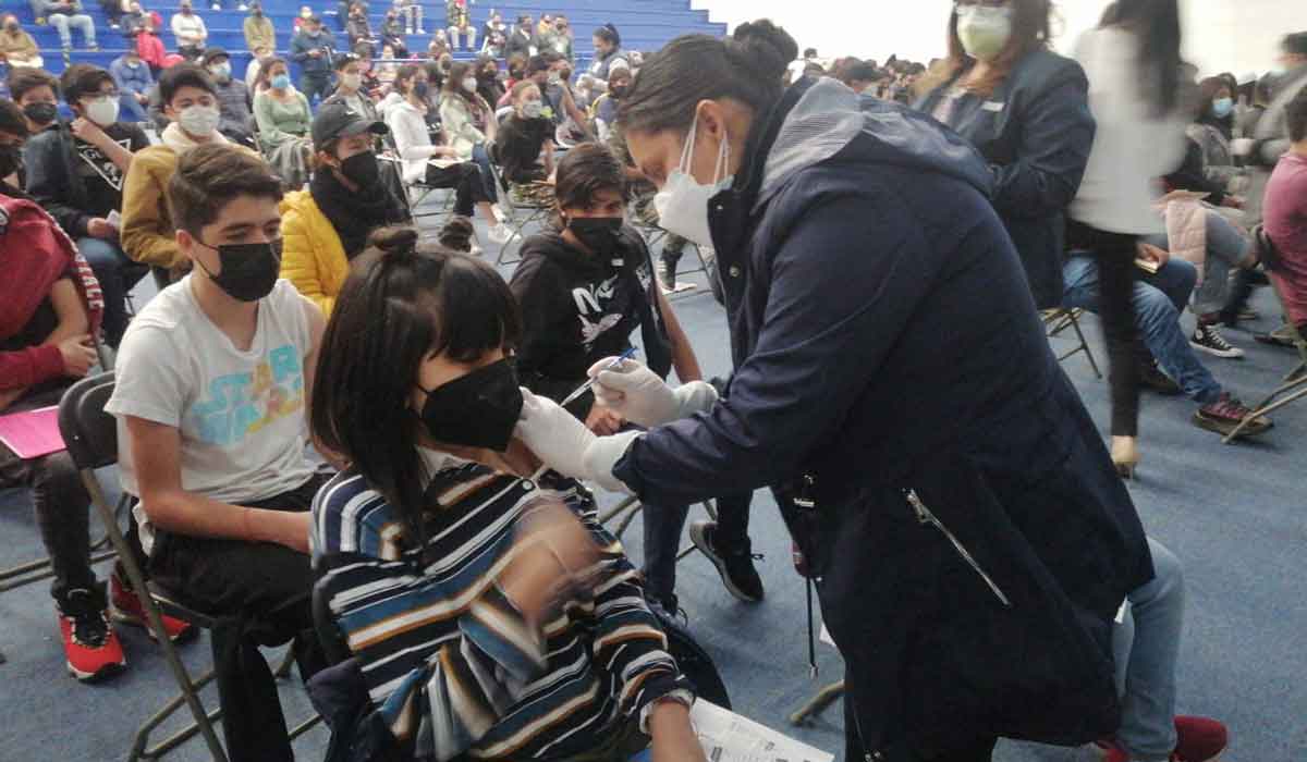 Esta semana se aplicará la segunda dosis de Vacuna anticovid-19 en Metepec a jóvenes de 14, 15 a 17 años, adultos mayores y rezagados.