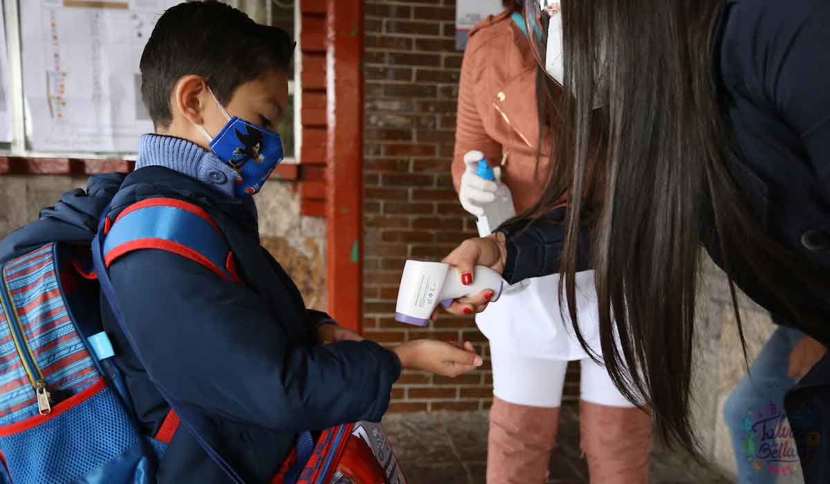 Protege a tus hijos ante la creciente ola de Covid-19 en EdoMéx: Motívalos a seguir estas medidas de protección durante sus horas escolares.