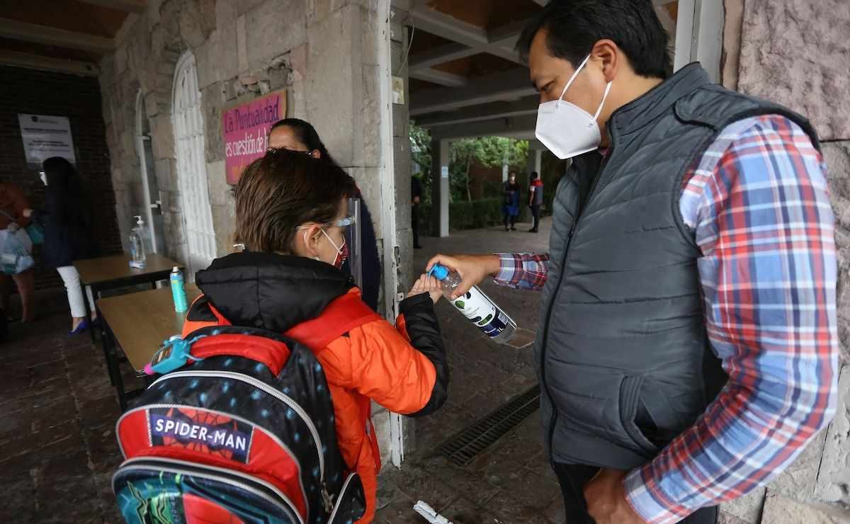 La SEP da a conocer los estados que continuarán con clases presenciales a pesar del semáforo amarillo