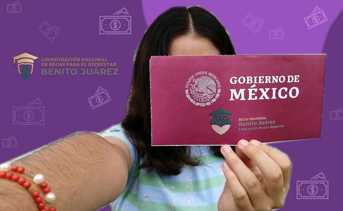 Estudiante recibiendo su pago doble de Becas Benito Juárez
