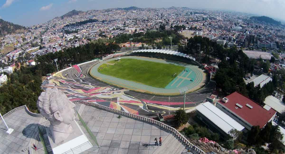 vista aerea de estadio alberto chivo córdoba de la uaemex
