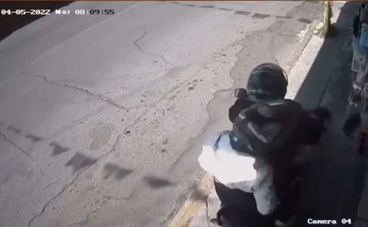 Moto ratones robando un celular en Edomex