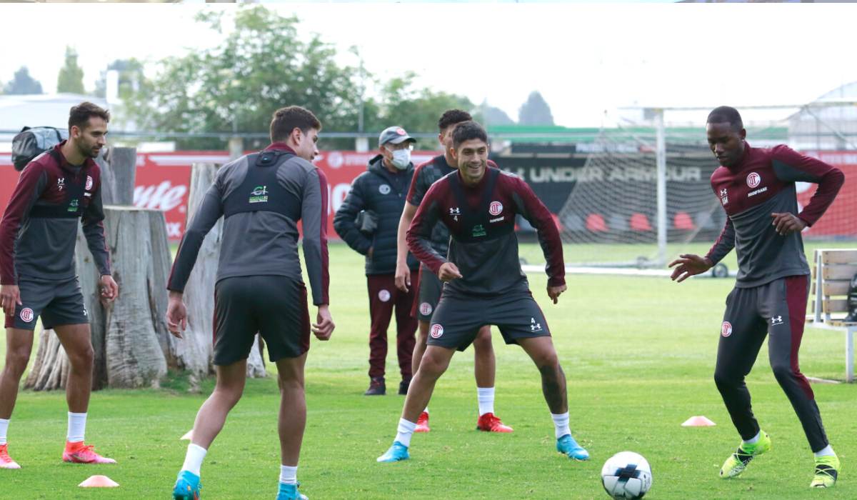 Cuadro de Toluca Fc realizando pretemporada