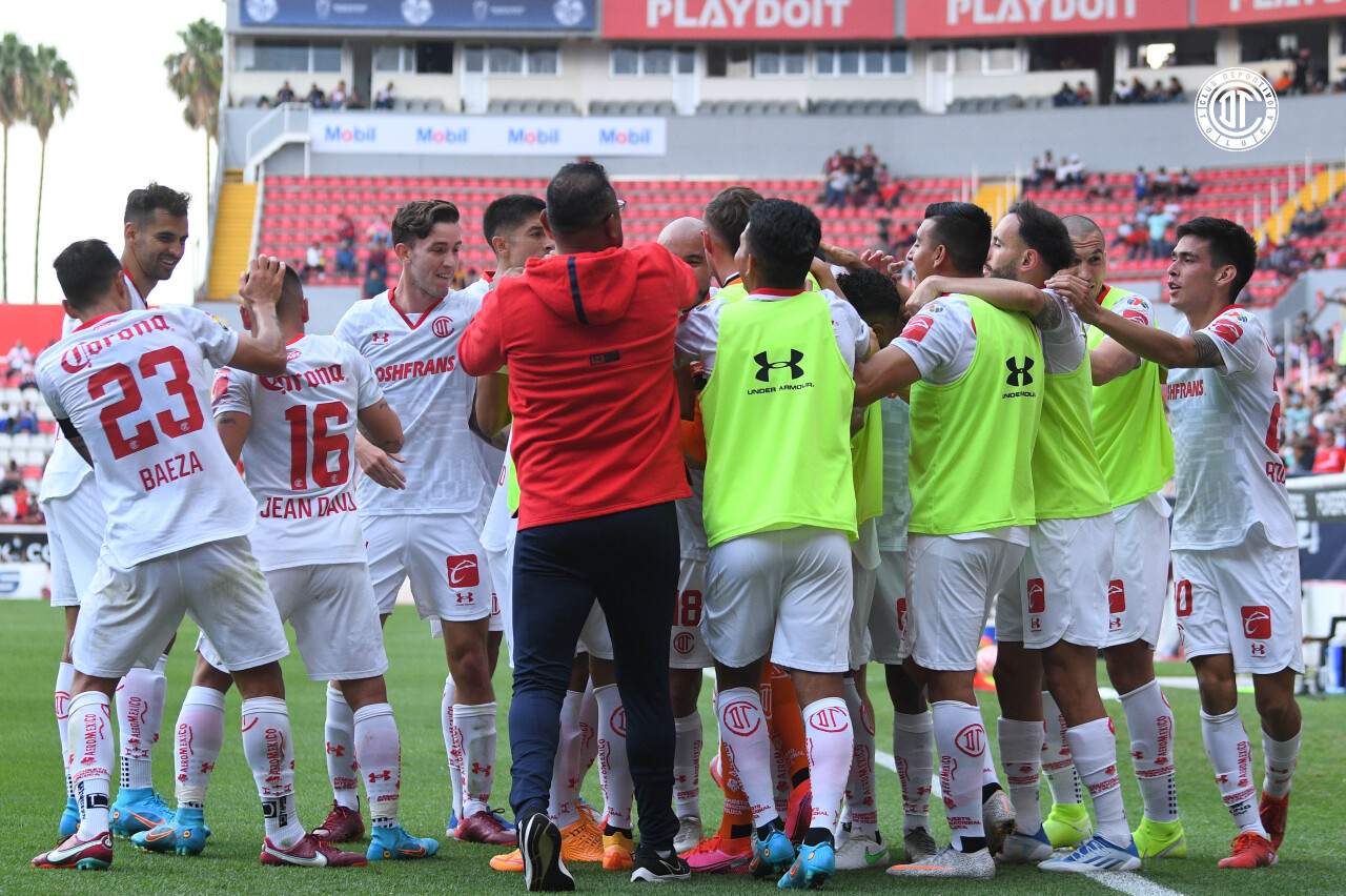 Los Diablos Rojos inician con pie derecho