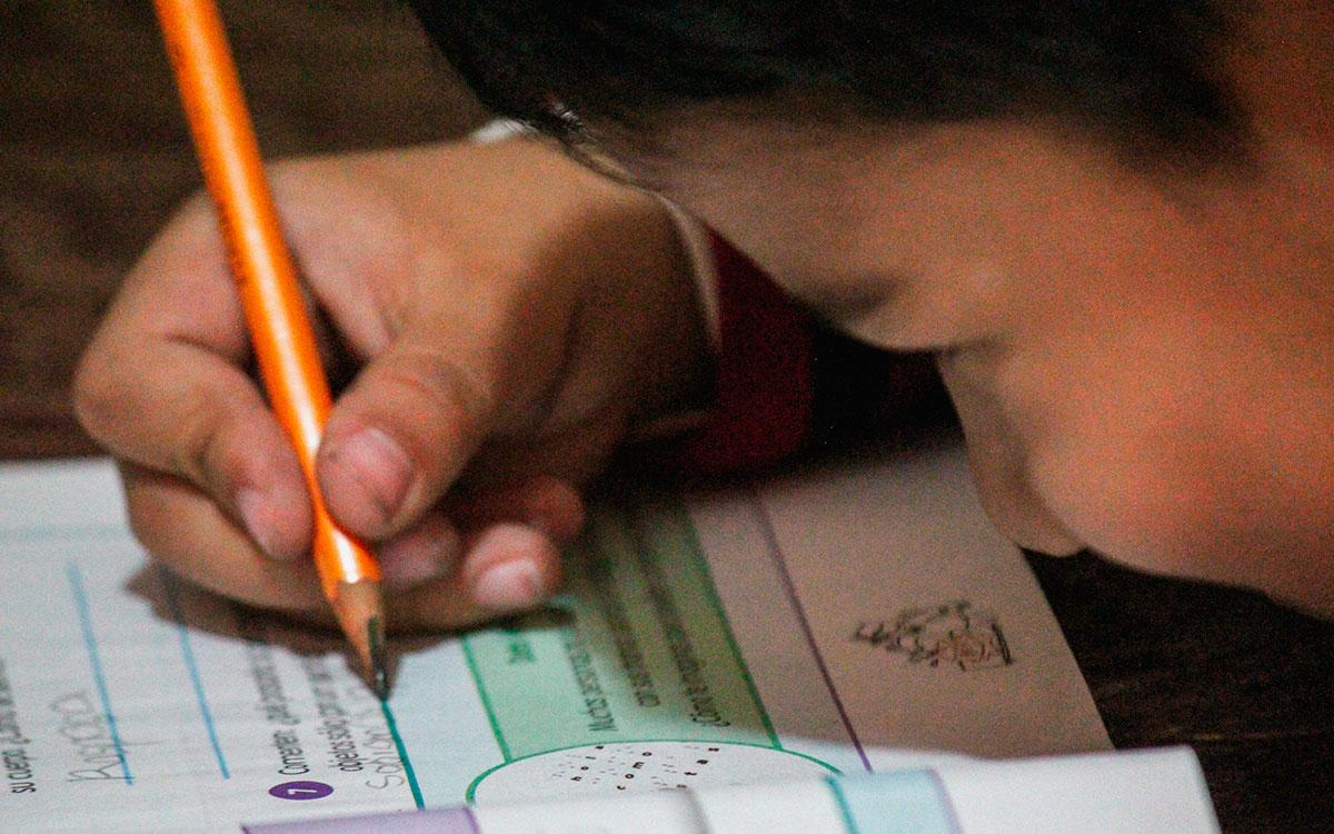 alumno en escuela de horario extendido sep