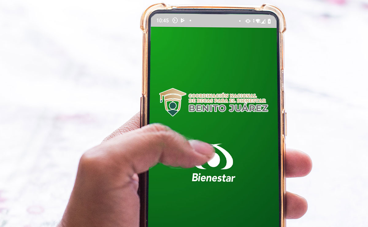 Celular con la app de Bienestar Azteca para cobrar la beca benito juárez