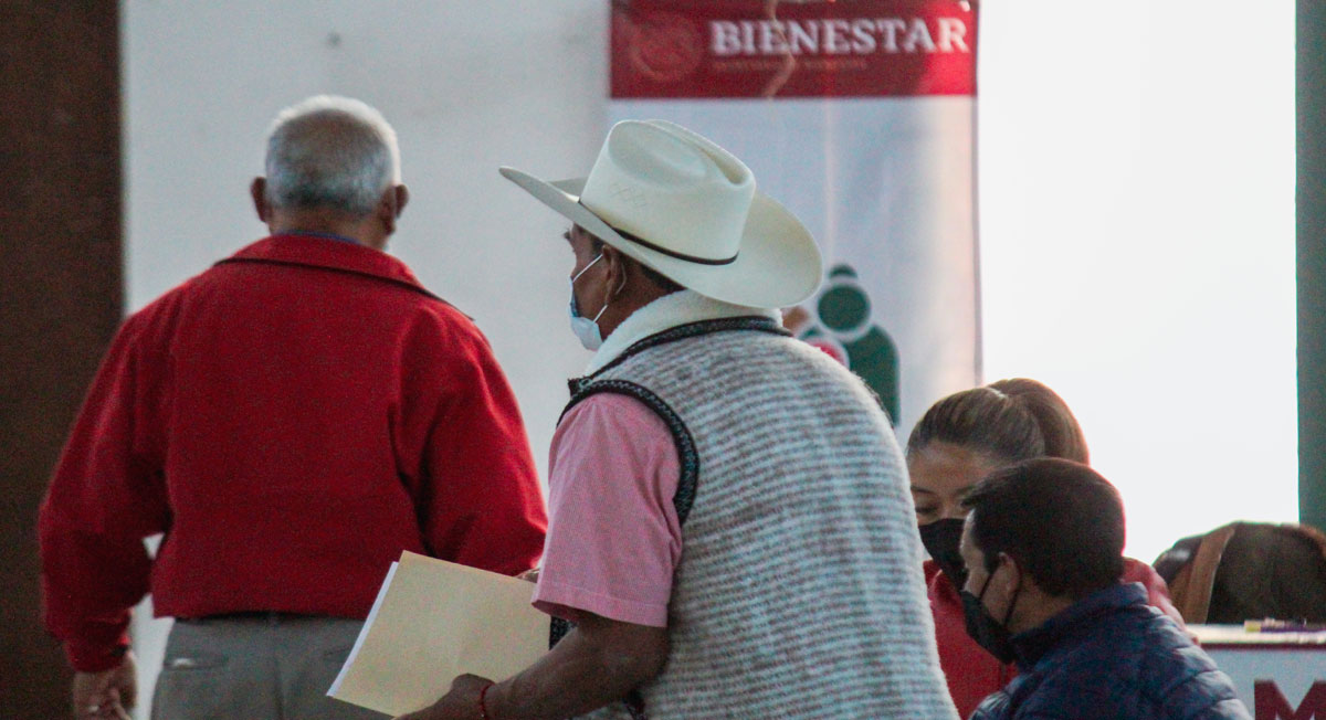 señor se prepara para nuevo registro en agosto 2022 de la pensión adultos mayores